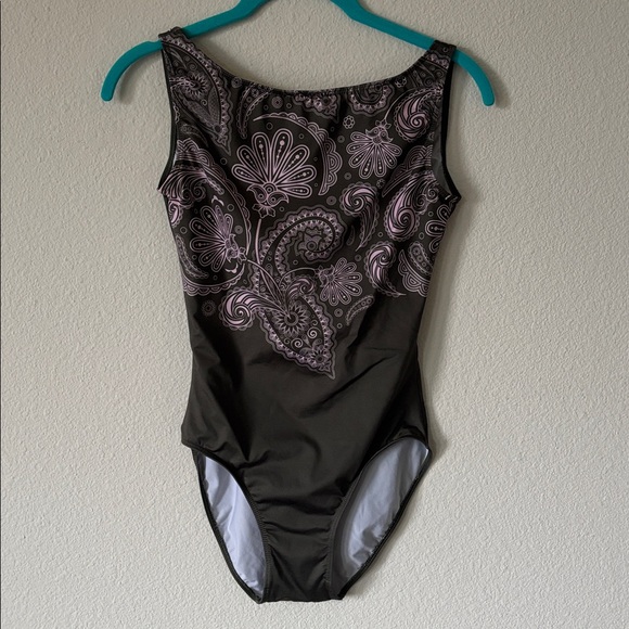 Yumiko Tops - Ballet Rosa Leotard Medium good condition ballet